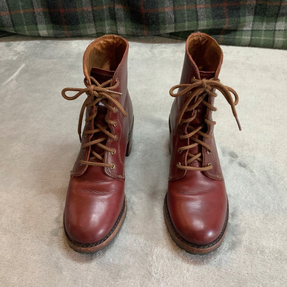 Vintage Frye Mahogany Leather Lace Up Combat Boots Vibram Sole Made in USA 7 M - Picture 2 of 8